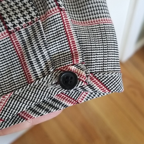 Houndstooth Blouse - Picture 5 of 9
